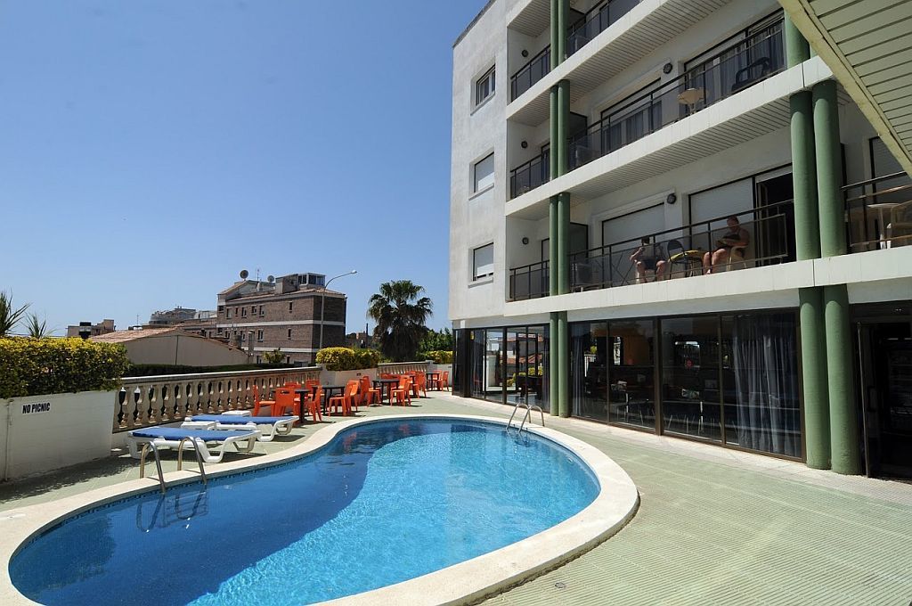 Ar Melrose Place Apartman Lloret de Mar Kültér fotó