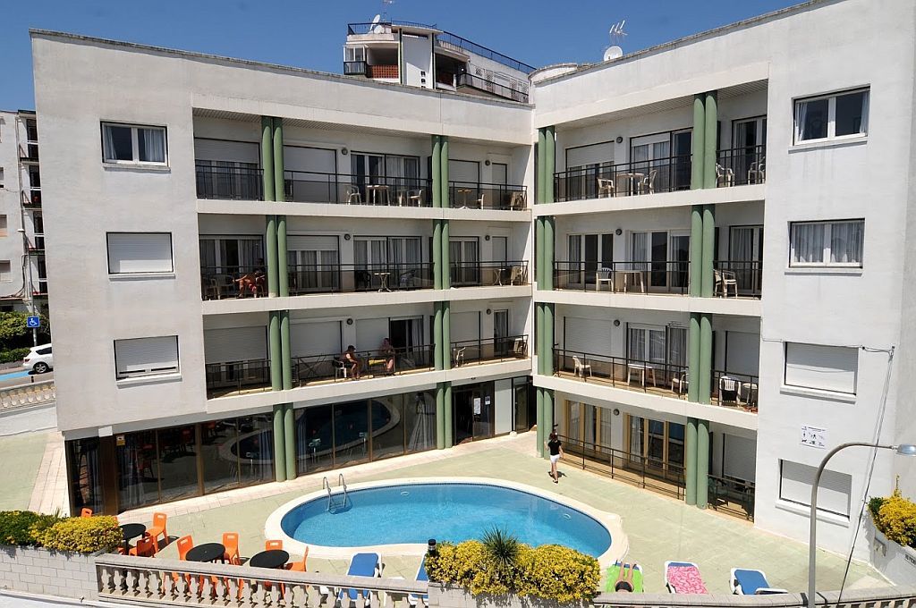 Ar Melrose Place Apartman Lloret de Mar Kültér fotó